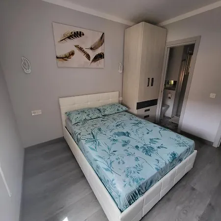 Palmeral Alex Casas Apartman